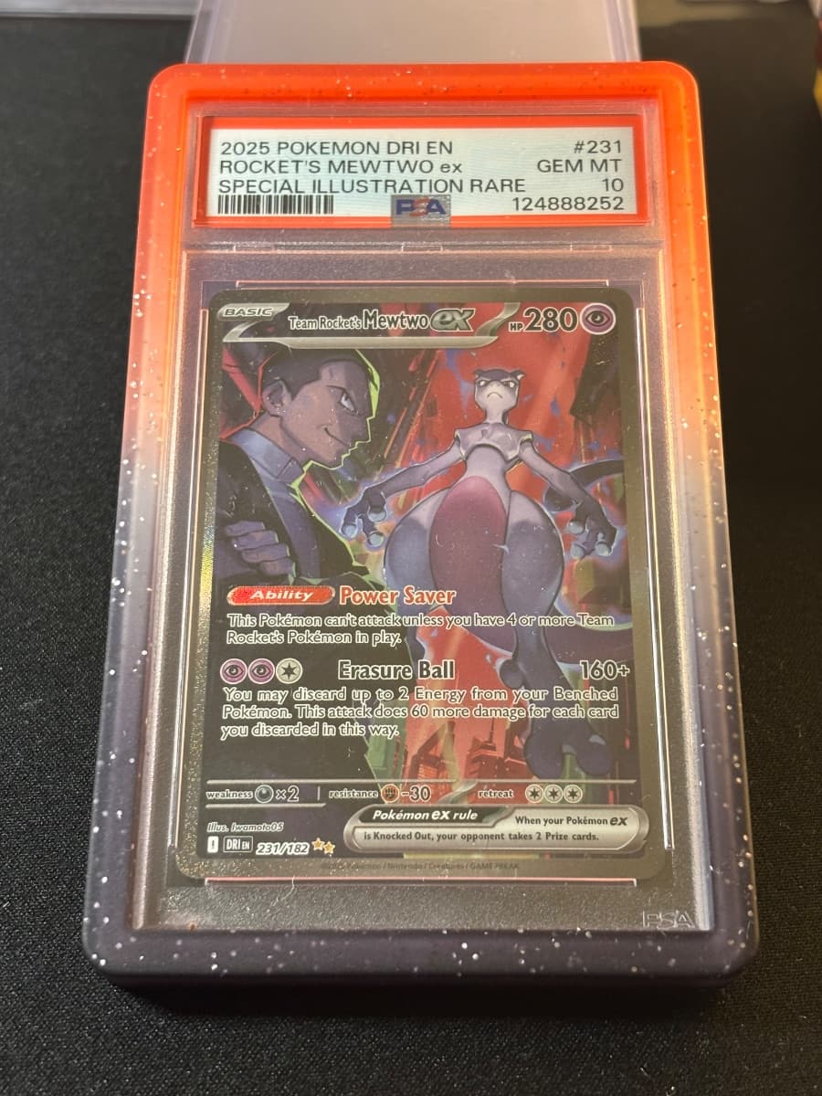 Team Rocket's Mewtwo ex